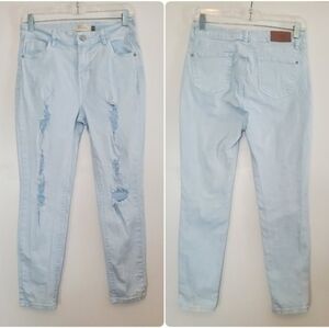 Sybilla Light Blue Distressed Cropped Jeans